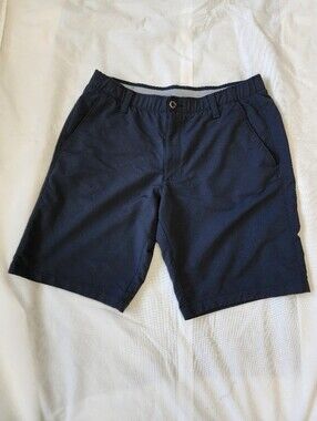 Under Armour Heat Gear Loose  Men's   Shorts Size 38